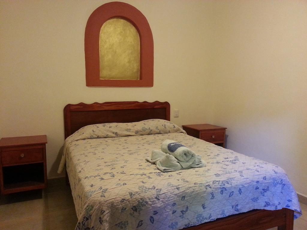 Hotel Casa Arnel Oaxaca الغرفة الصورة